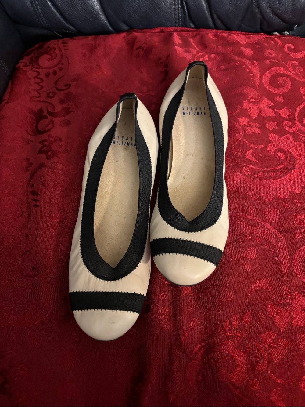 Stuart Weitzman Cream and Black Rounded Toe Ballet Flats